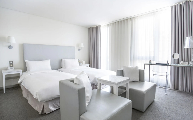 Ambience Hotel Taipei