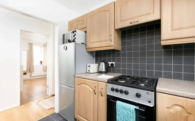 Modern Spacious Home In Well Connected Hammersmith