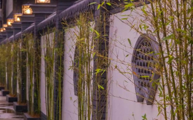 Yijiangnan Selected Hotel