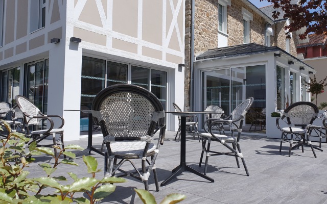 Logis Hotel La Closerie