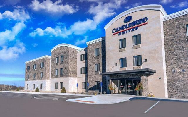 Candlewood Suites Lakeville I-35