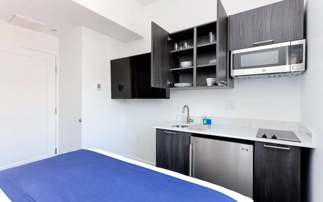 Maverick Suites at 28 Fenway