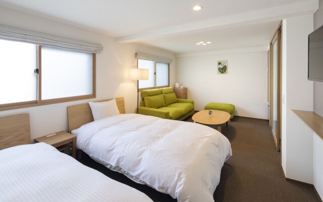 So Kyoto Fushimi Inari