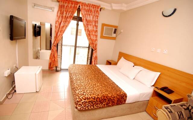 Serob Hotels