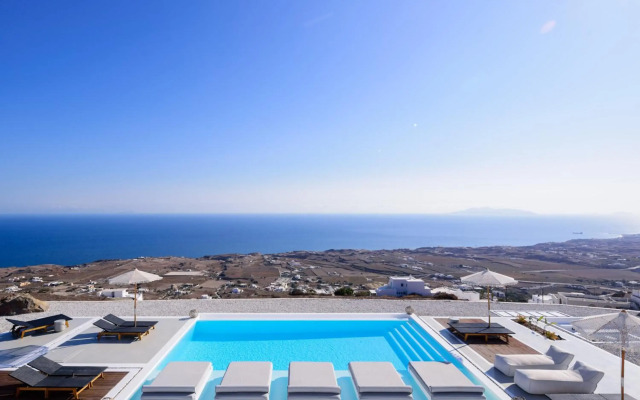 Terra Blanca Suites