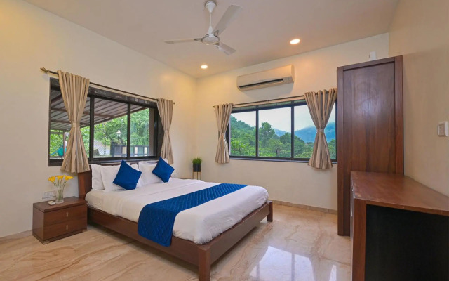 StayVista at Lake Mansion