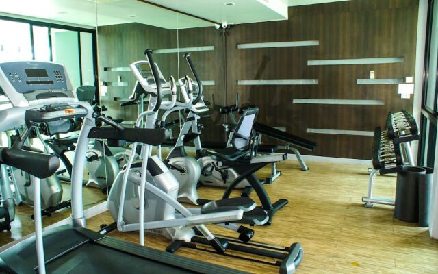 Sixty Six Pattaya Beach Road Apartment