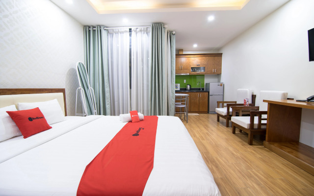 Reddoorz Plus @ Phu My Hung Residence