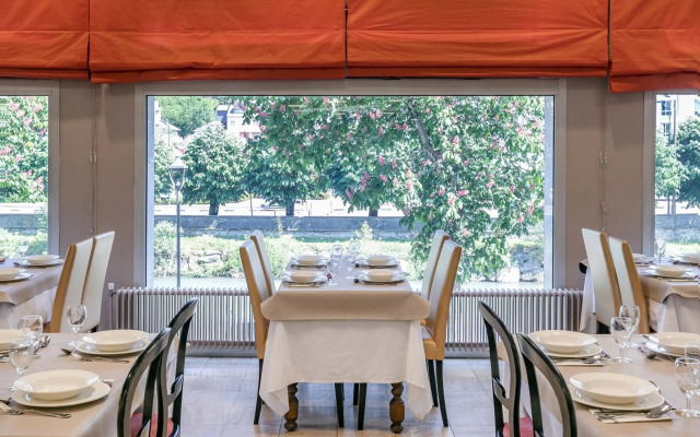 Hotel Miramont
