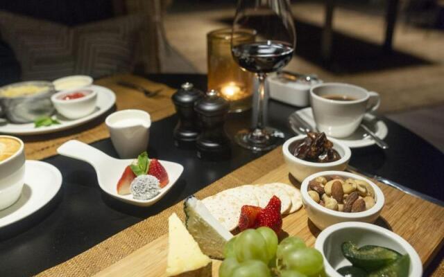 Shamwari Eagles Crag