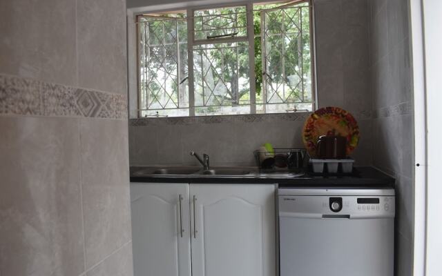Monavale Hills Getaway
