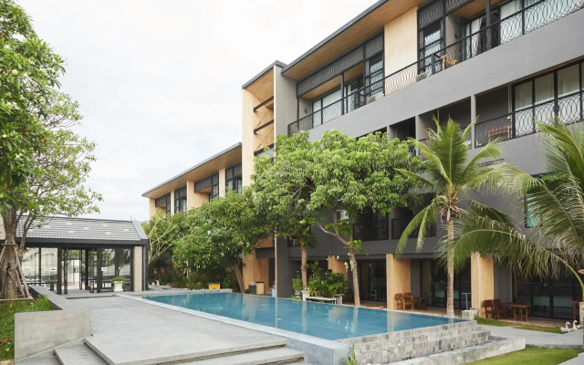 SiamBeach Resort