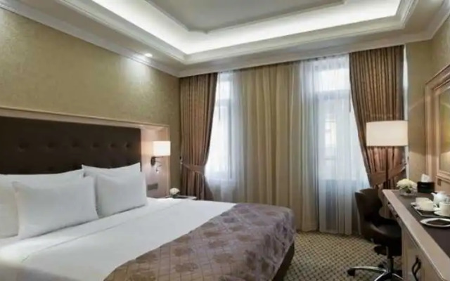 Divan Suites Batum