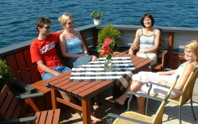 6 Person Holiday Home in Kalvag-by Traum