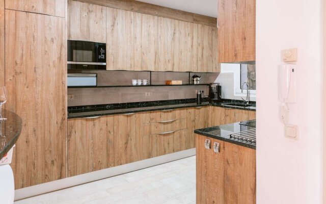 Luxurious, Detached Villa With Swimming Pool 10 Persons