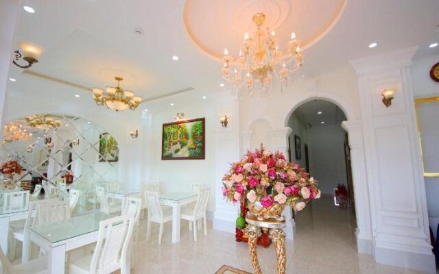 Phuong Vy Luxury Hotel