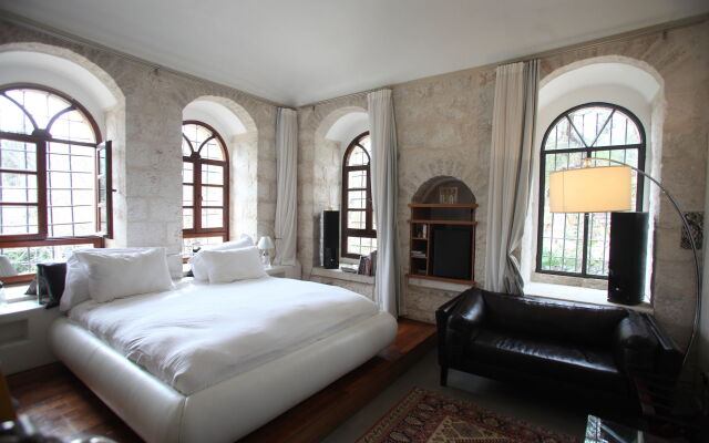 Alegra Boutique Hotel