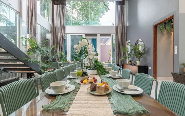 Spacious Pool Villa Tmn Emas Ukay Ampang