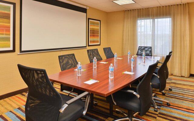Fairfield Inn & Suites by Marriott Cleveland Avon