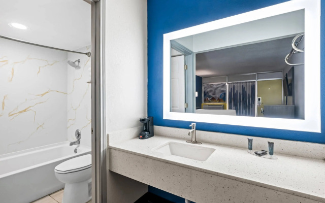 Econo Lodge Carlsbad Caverns Area