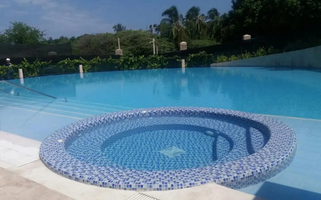 Zazue 504T2 vista al mar