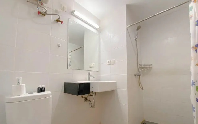 Highrise Studio At Apartment Beverly Dago