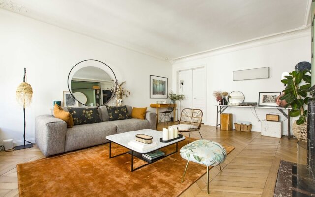 Perfection by the Palais Royal