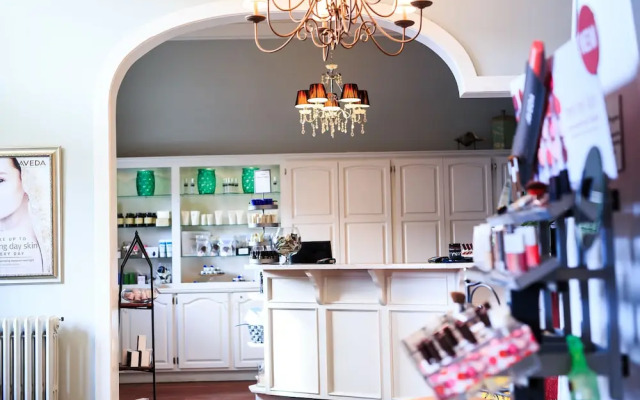 Monastery Spa & Suites