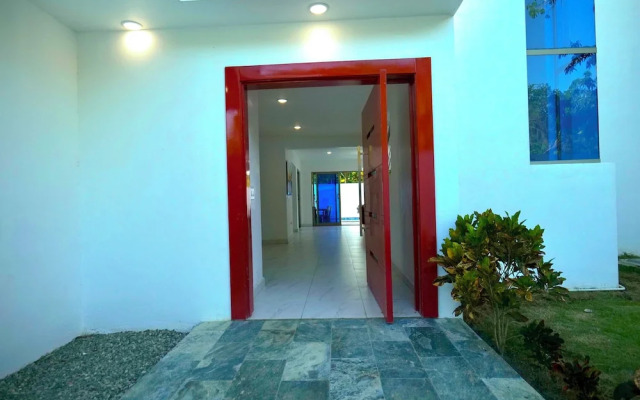 Villa Pravda Guerra 4BR 6BDS 12PAX