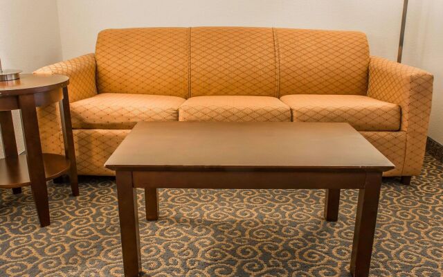 Comfort Suites Murfreesboro