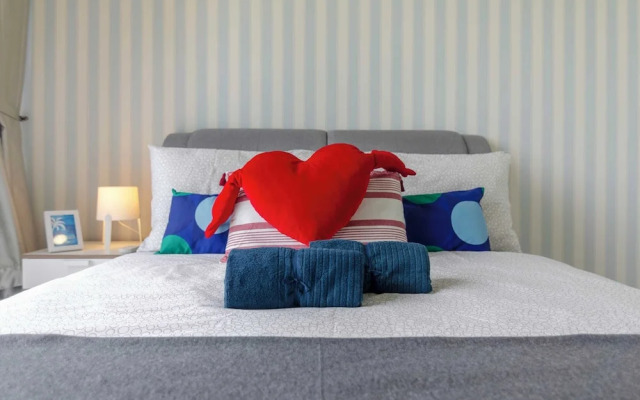 Stylish Dpristine 9 Next to Legoland Free Parking