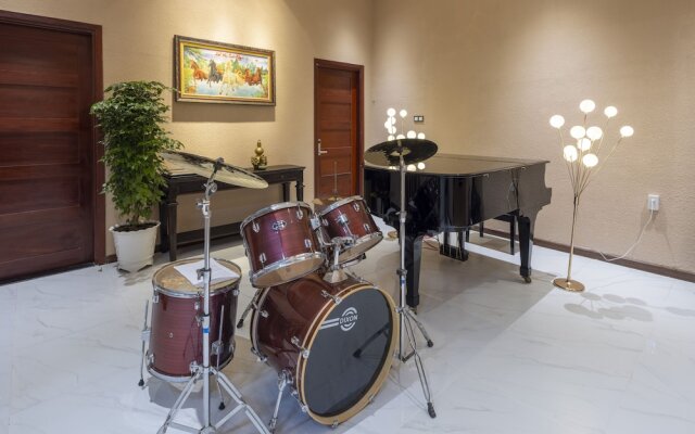 Four Spring Villas And Golfs Da Lat