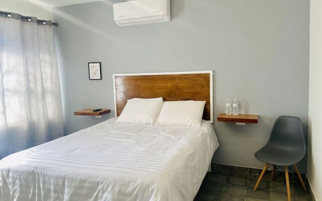 Pelicanos Apartments