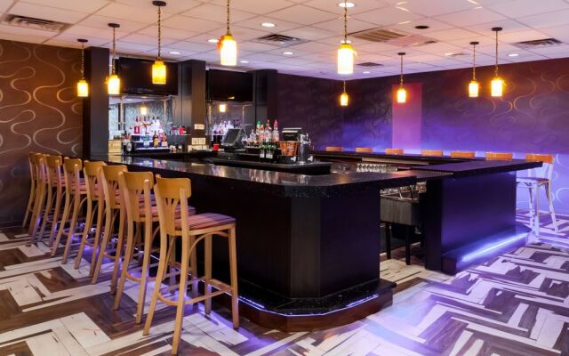 Ramada By Wyndham Newburgh/West Point