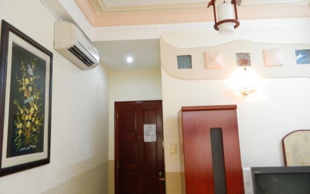 Lyna Hotel