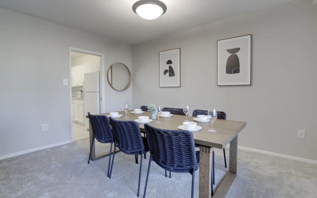 Luxury & Comfortable condo Crystal city