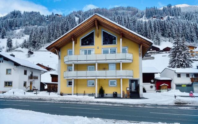 Sesselebenerhof 36723