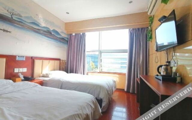 100 Inn Liangpin Hotel (Shanghai Qingpu Industrial Park Daying Town)