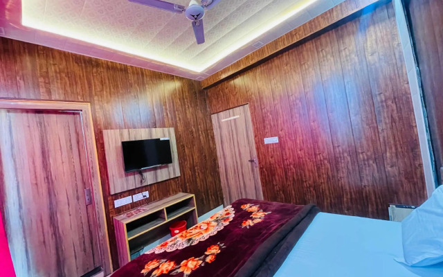 Grand Ganga Resort