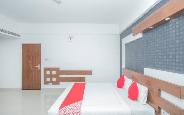 Pluspoint Suites By OYO Rooms