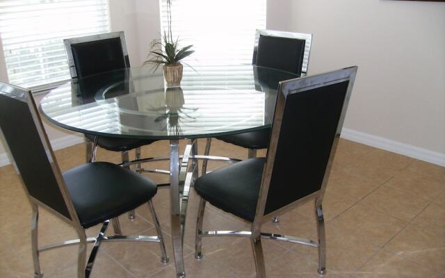 4 Bedroom - Budget Home With Private Pool