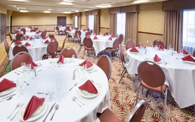 Holiday Inn Express & Suites Yuma by IHG