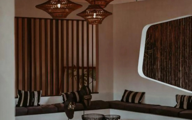 Dalian Sishi Jingyu Beach Resort Hotel