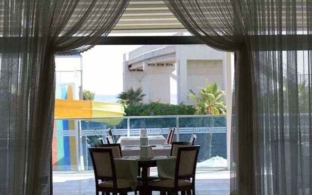 Simurg Halal Luxury Hotel