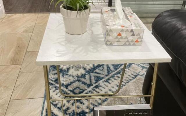 Stunning & cozy freshly renovated 2 bedroom basement unit