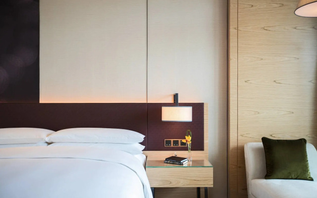 Renaissance Haikou Hotel