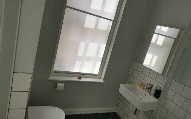 Gerrard Place by Q Apartments