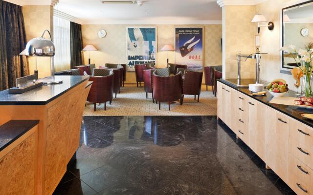 Crowne Plaza Liverpool - John Lennon Airport by IHG