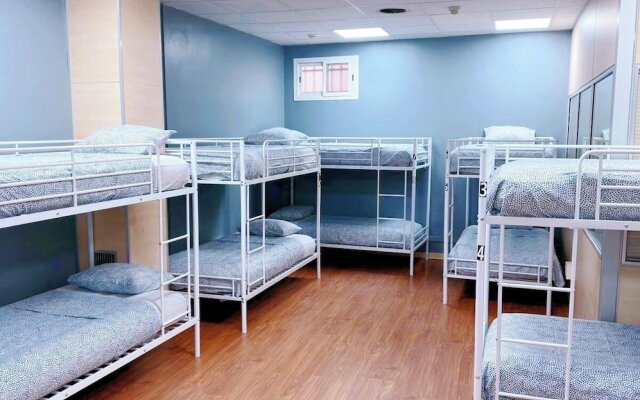 Hostel Acacias