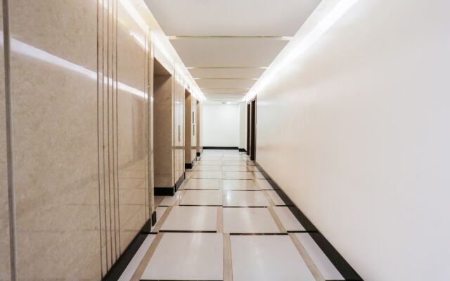 OYO 260 The Venice Luxury Residences